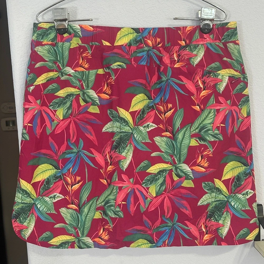 Chico's Red Tropical Skort - Picture 3 of 9
